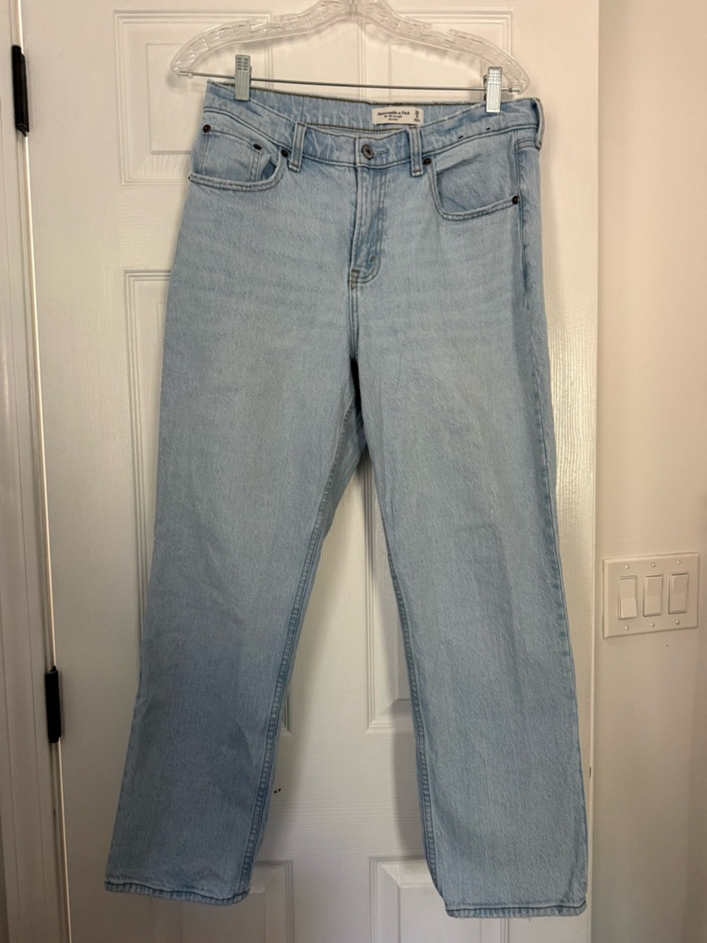 Abercrombie & Fitch The 90’s Straight Mid-Rise Jeans Sze 8 Short Curve Love